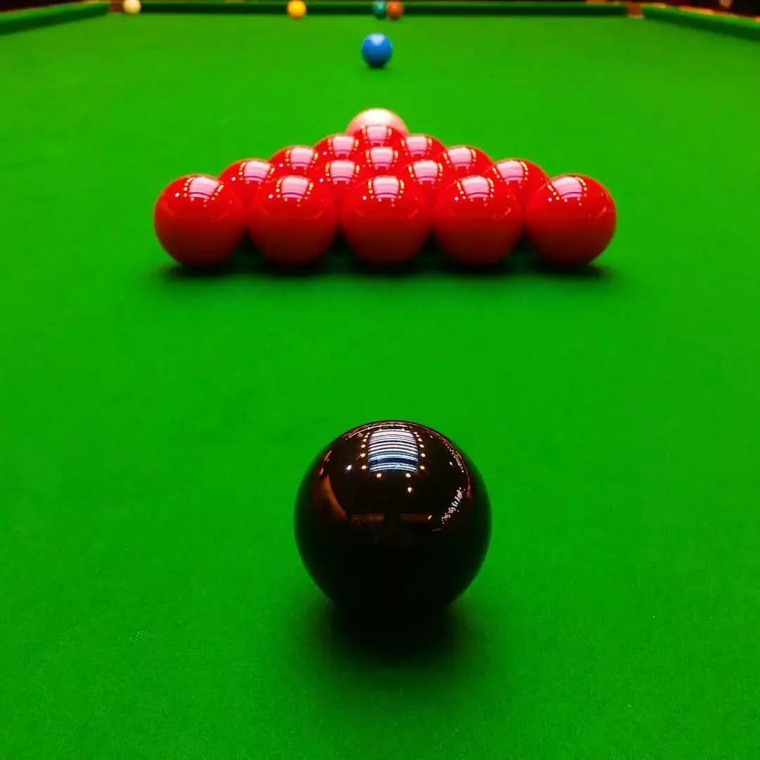 斯诺克北爱尔兰公开赛：瑞恩·戴VS马海龙，谁能问鼎绿茵王者？